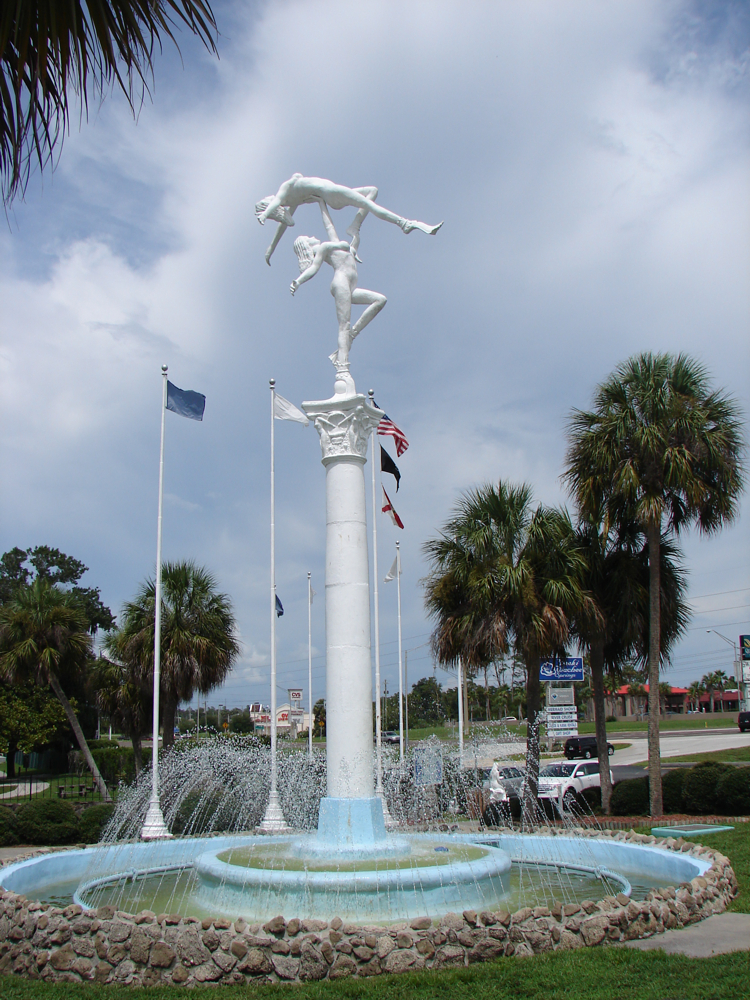 Weeki Wachee Entrance Mermaid Sculpture