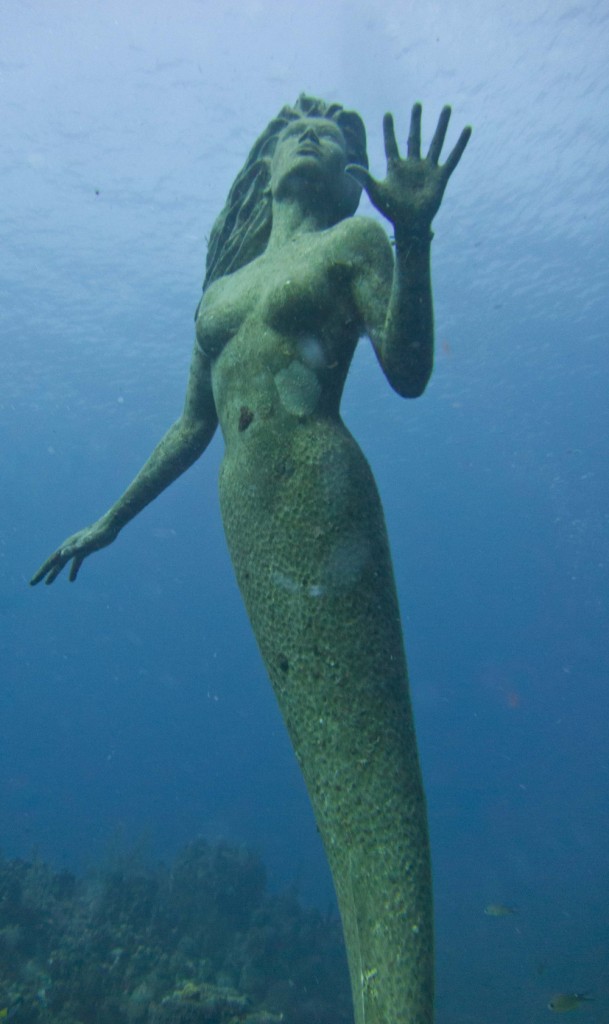 Amphitrite underwater mermaid sculpture Amphitrite underwater mermaid sculpture